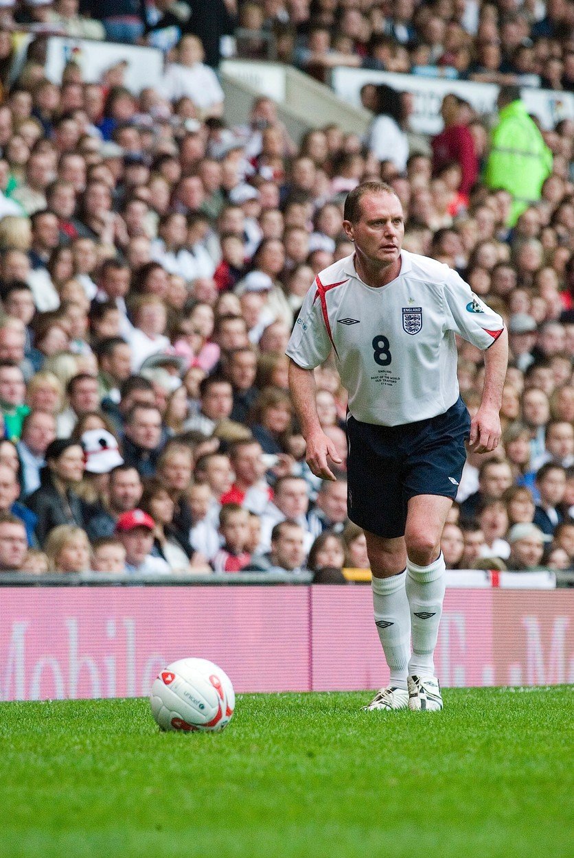 Rok 2006: Paul Gascoigne nastoupil k charitativnímu zápasu na Old Trafford.