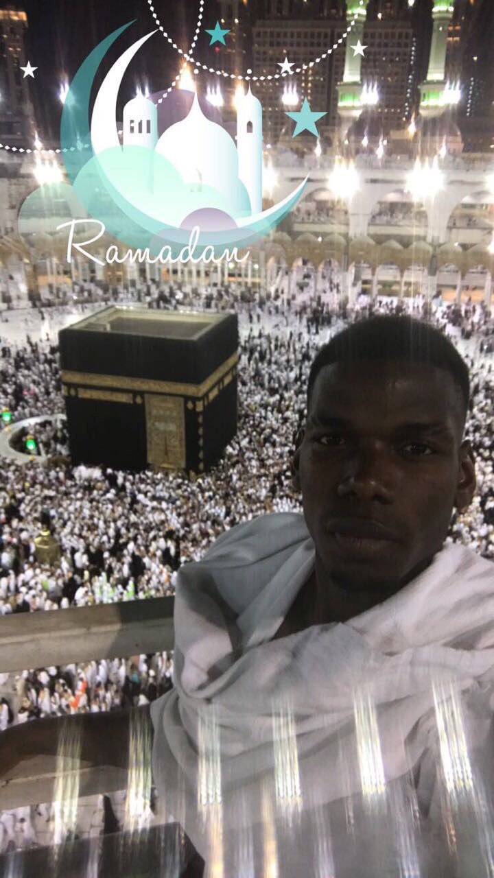 Paul Pogba jako věřící muslim absolvoval pouť do Mekky