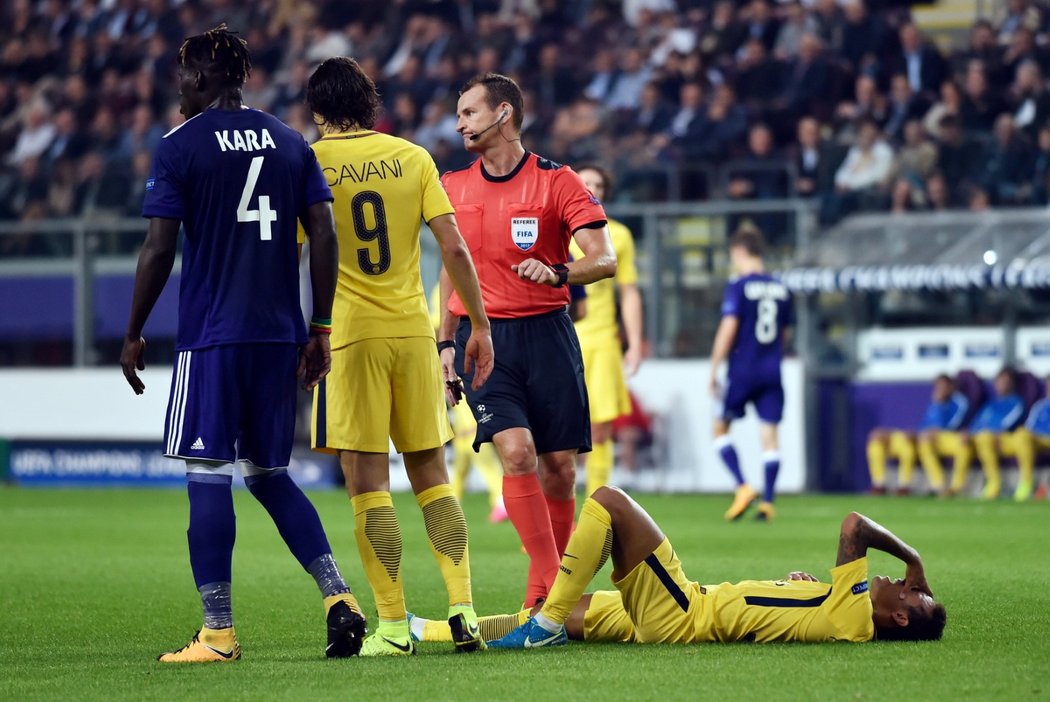 V úterý řídil Pavel Královec utkání Ligy mistrů mezi Anderlechtem a PSG