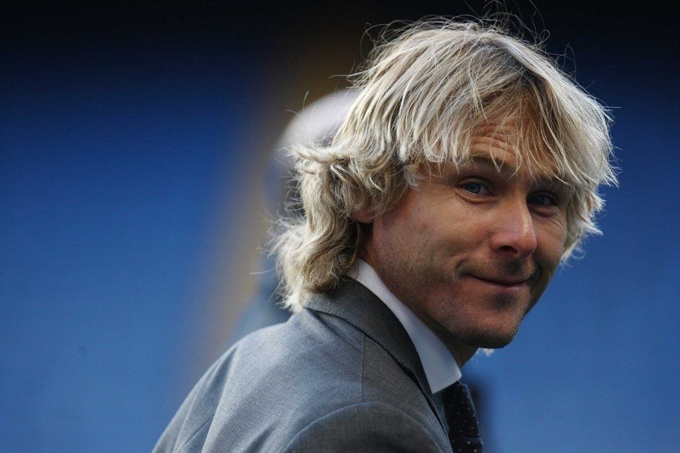 Usměvavá fotbalová legenda Pavel Nedvěd