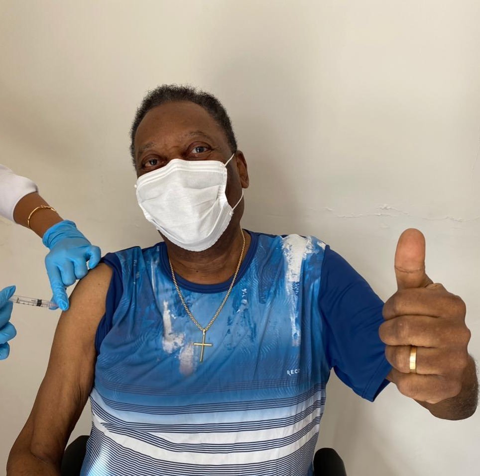 Pelé Pelé je po operaci v pořádku, ale strava, kterou musí jít, už mu leze krkemvakcínu proti koronaviru