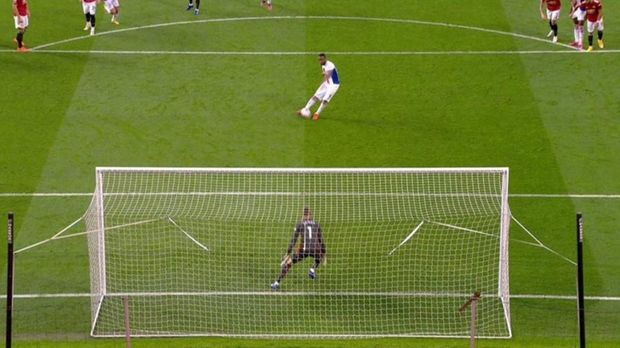 Pohyb Davida de Gey je nejčerstvějším příkladem opakované penalty Pohyb Davida de Gey je nejčerstvějším příkladem opakované penalty