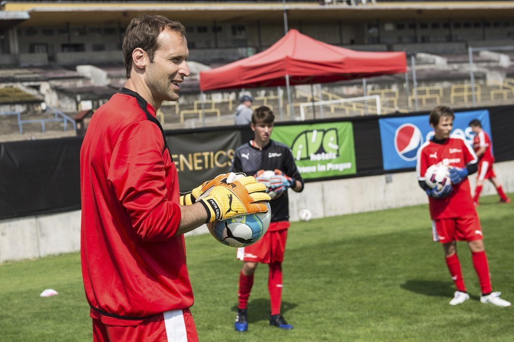 Petr Čech na 12. ročníku své fotbalové školy