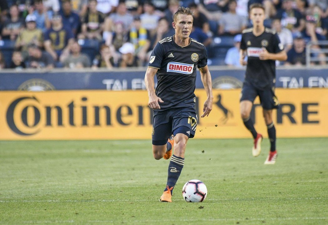 Český záložník Bořek Dočkal v dresu Philadelphie Union