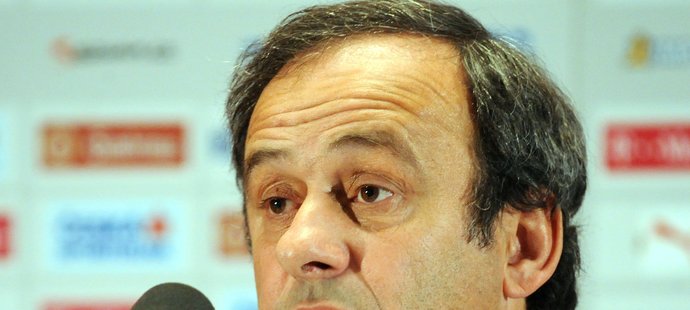 Platini chce ve fotbale prosadit hned tři revoluční novinky.