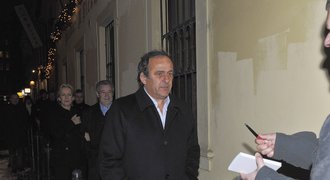 Platini večeřel U Fleků. I s Haškem a Nedvědem