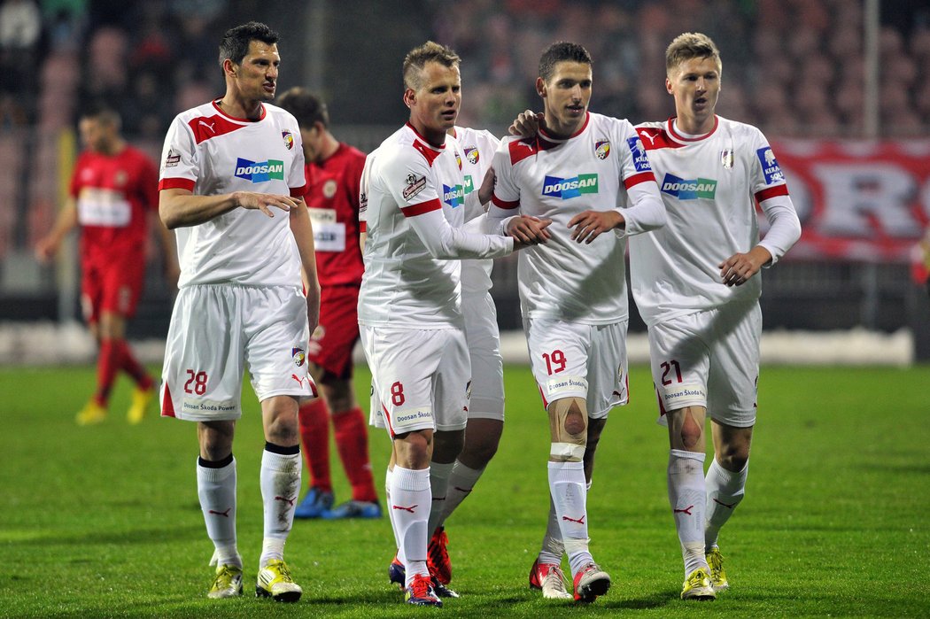 Plzeňští fotbalisté slaví vyrovnávací branku