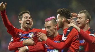 CELÝ SESTŘIH: Plzeň - Brno 2:0. Výhru mistra trefili Krmenčík s Ďurišem