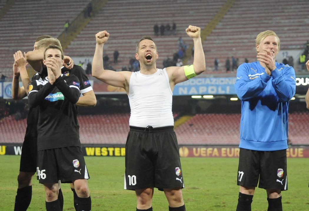 Plzeňští fotbalisté po utkání s Neapolí, ve kterém zvítězili senzačně 3:0