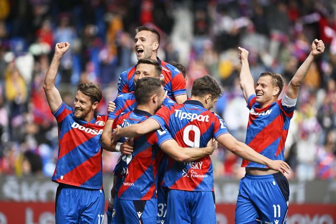 SESTŘIH: Plzeň - Jablonec 5:0. Exhibice Viktorie a útok na Krejčího rekord. Červ v kotli SESTŘIH: Plzeň - Jablonec 5:0. Exhibice Viktorie a útok na Krejčího rekord. Červ v kotli