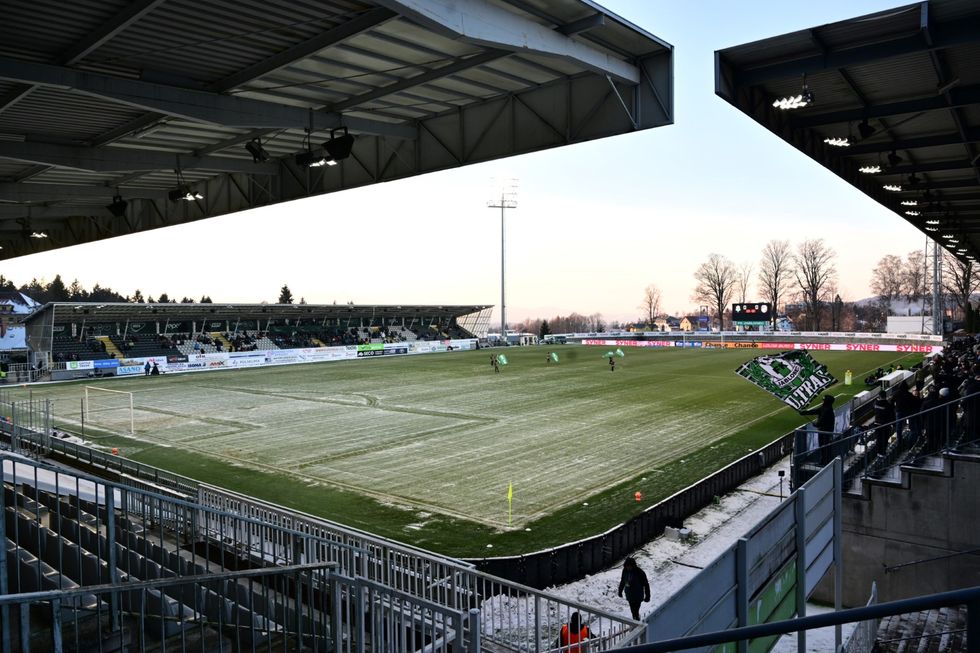 ONLINE: Jablonec - Plzeň 0:0. Na promrzlém trávníku nechybí Valenta ani Ladra ONLINE: Jablonec - Plzeň 0:0. Na promrzlém trávníku nechybí Valenta ani Ladra