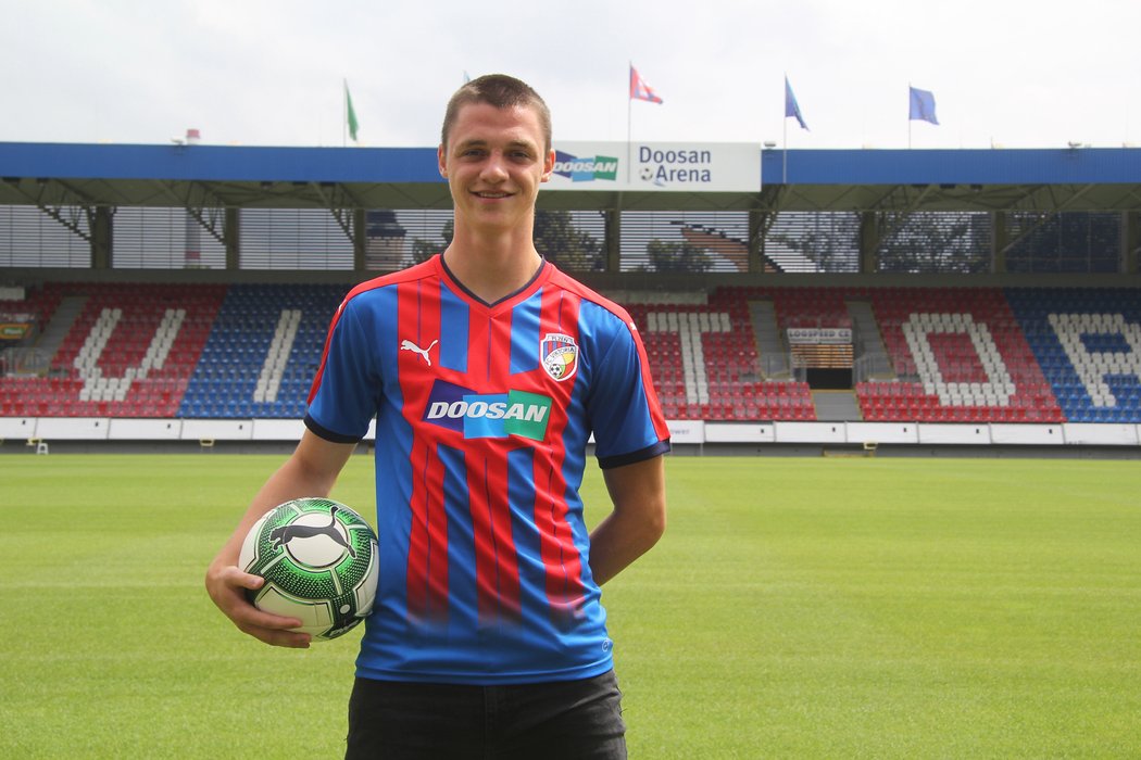 Nová posila Viktorie Plzeň Dominik Janošek