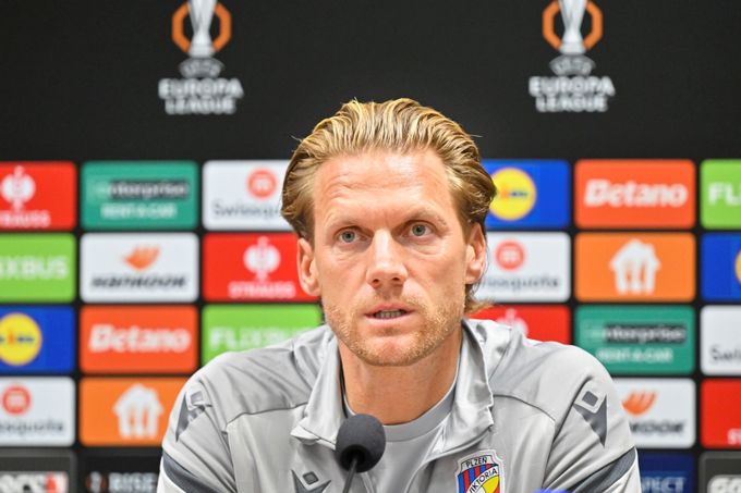 Kováčovo nové pravidlo: Hráčům hrozí velký postih. Jak se tvoří osa v Plzni? Kováčovo nové pravidlo: Hráčům hrozí velký postih. Jak se tvoří osa v Plzni?