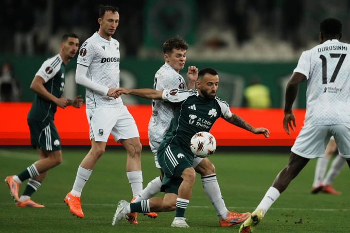 Panathinaikos - Plzeň 0:0. Viktoria se vyrovnala s červenou Jemelky, z Řecka veze bod Panathinaikos - Plzeň 0:0. Viktoria se vyrovnala s červenou Jemelky, z Řecka veze bod