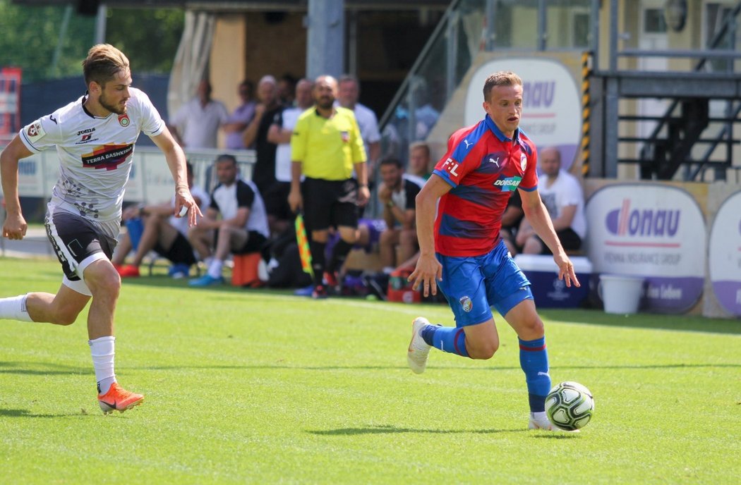 Plzeňský záložník Jan Kopic v přípravném utkání s ruskou Ufou