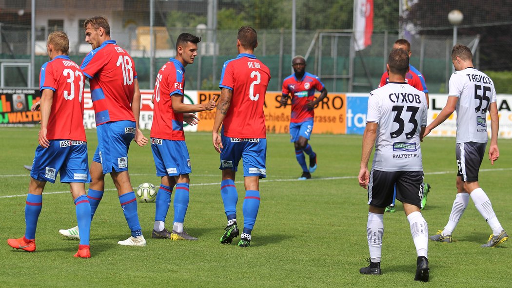 Fotbalisté Viktorie Plzeň během přípravy s ruskou Ufou