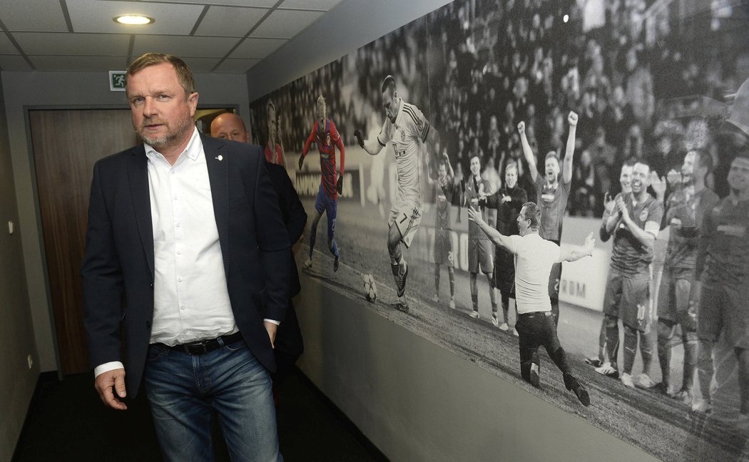 Staronovým koučem Viktorie Plzeň byl jmenován Pavel Vrba