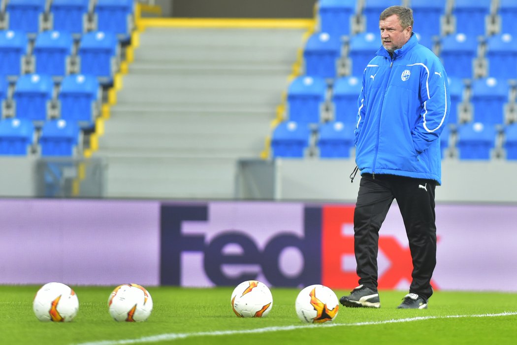 Plzeňský kouč Pavel Vrba na tréninku před utkáním Evropské ligy s Dinamem Záhřeb