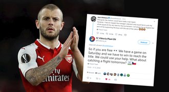 Wilshere si stěžoval na nominaci pro MS. Pojď k nám, vyzvala Plzeň