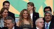 Kolumbijská zpěvačka Shakira prý byla největší fanynkou týmu Španělska při semifinále Poháru FIFA v Brazílii. Za Španělsko hraje její přítel Gerard Piqué