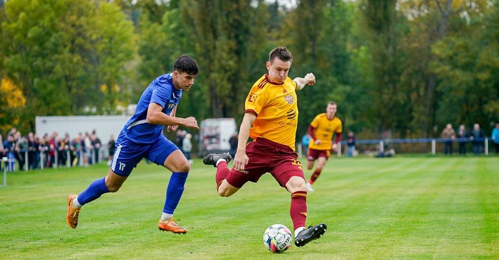 Dukla rozdrtila v poháru divizní Hořovice 6:0. Matějka a Moulis se trefili dvakrát Dukla rozdrtila v poháru divizní Hořovice 6:0. Matějka a Moulis se trefili dvakrát