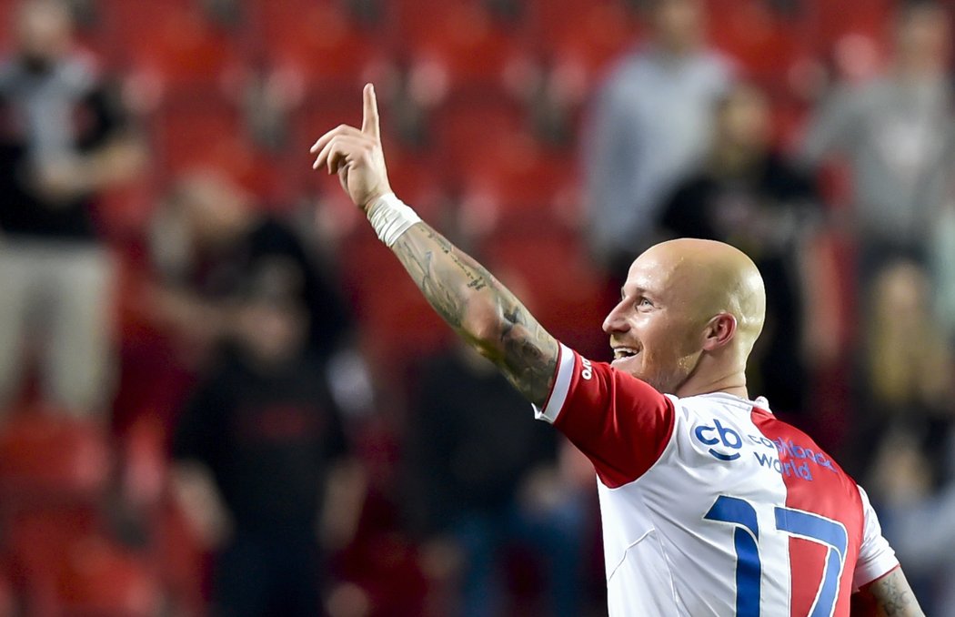 Miroslav Stoch se raduje z gólu do sítě Mladé Boleslavi v semifinále MOL Cupu