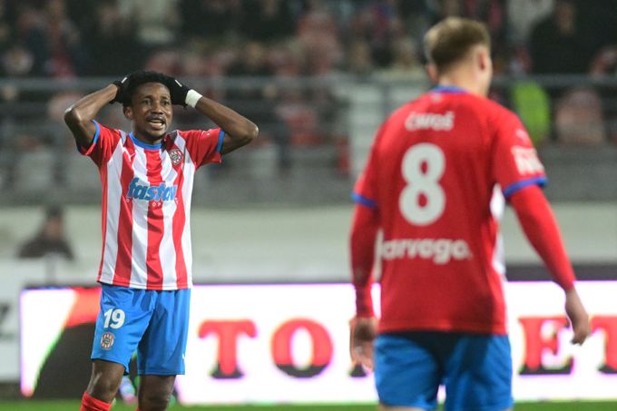 MOL Cup ONLINE: Zbrojovka - Hradec 0:0. Velké šance na obou stranách, Zadražil čaroval MOL Cup ONLINE: Zbrojovka - Hradec 0:0. Velké šance na obou stranách, Zadražil čaroval