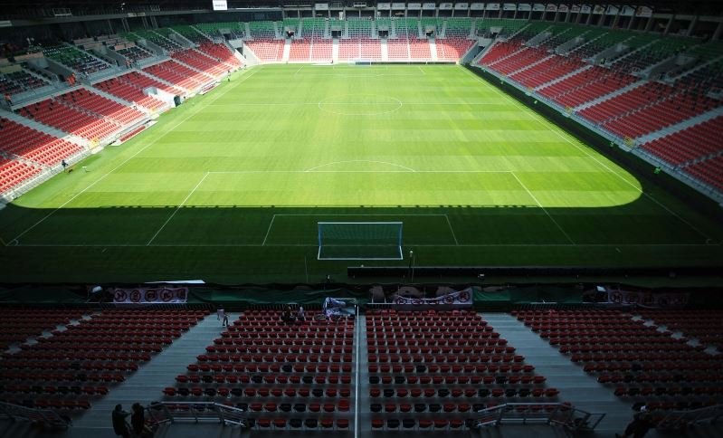 Městský stadion Tychy (skupina C, kapacita 15 300)