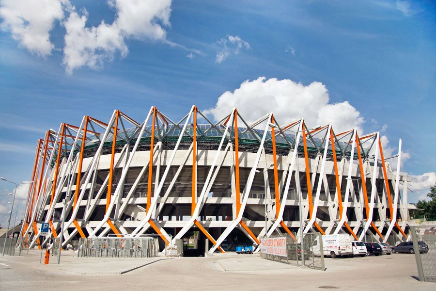 Městský stadion Tychy (skupina C, kapacita 15 300)