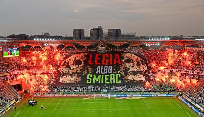 Na Spartu i za víc než 900 korun. Fanoušci Legie protestují, odložili oslavy Na Spartu i za víc než 900 korun. Fanoušci Legie protestují, odložili oslavy