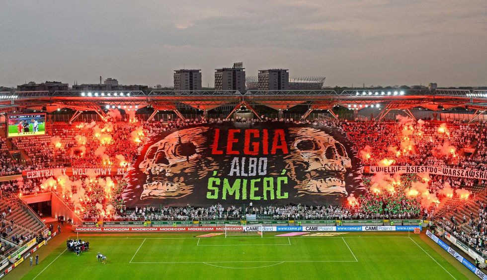 Na Spartu i za víc než 900 korun. Fanoušci Legie protestují, odložili oslavy Na Spartu i za víc než 900 korun. Fanoušci Legie protestují, odložili oslavy