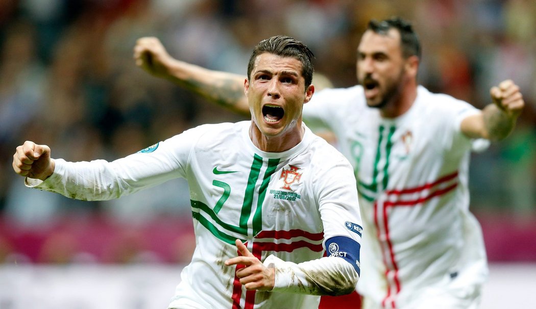 Portugalci se radují, Ronaldo vstřelil rozhodující gól čtvrtfinále mistrovství Evropy do sítě Česka