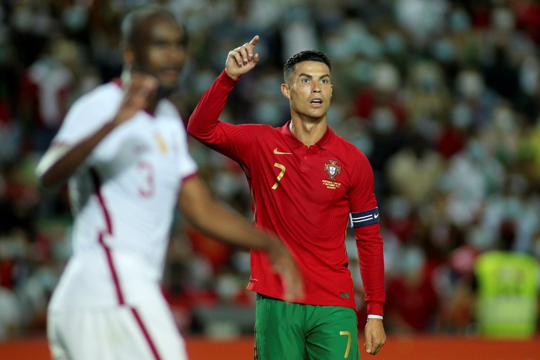 Cristiano čeká se svou partnerkou přírůstek do rodiny. Dočkají se rovnou dvojčat!