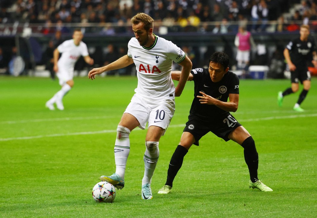 Útočník Tottenhamu Harry Kane v zápase Ligy mistrů