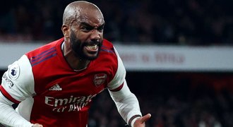 Arsenal ztratil s Crystal Palace, remízu zachránil v nastavení Lacazette