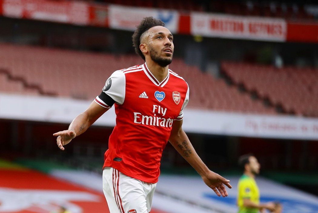 Pierre-Emerick Aubameyang z Arsenalu dosáhl hranice padesáti gólů v Premier League