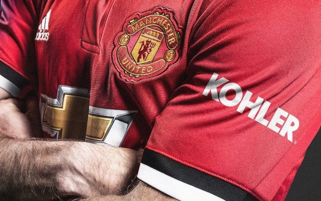 Manchester United si letos připomíná 140. výročí od založení klubu, na dresech budou nově nosit jméno nového partnera