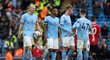 Fotbalisté Manchesteru City slaví triumf v derby s United