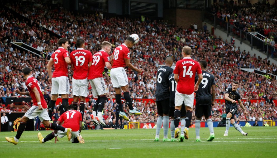 Manchester United vyhrál počtvrté v řadě, Arsenal zdolal 3:1