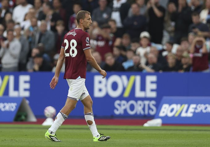 Hrůzný zákrok od Součka i omluva fanouškům. Krejčí po debutu cítil hrdost Hrůzný zákrok od Součka i omluva fanouškům. Krejčí po debutu cítil hrdost