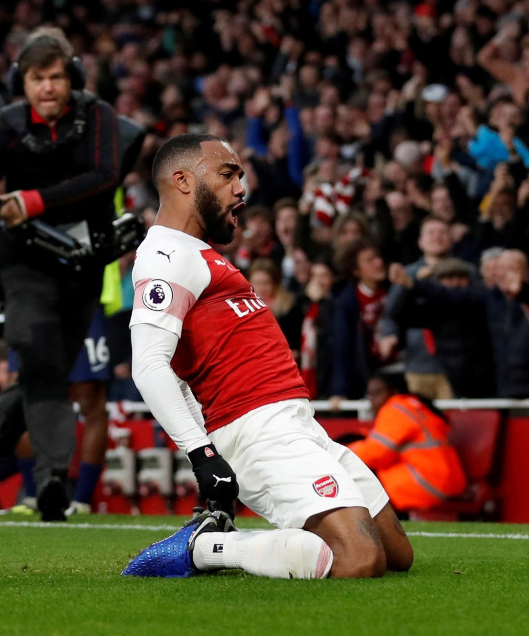 Alexandre Lacazette dokázal otočit vývoj utkání ve prospěch Arsenalu