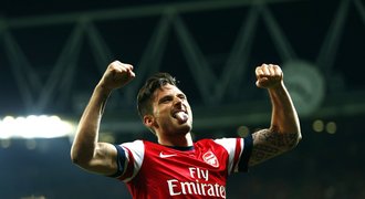 Arsenal zničil třemi góly Newcastle, Ligu Mistrů má na dosah