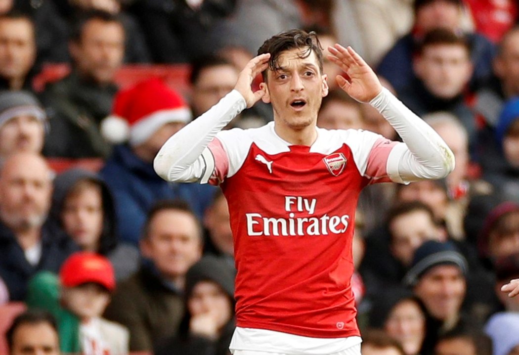 Záložník Arsenalu Mesut Özil