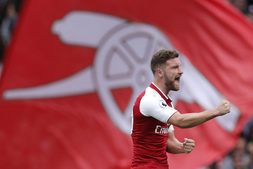 Shkodran Mustafi pomohl k výhře Arsenalu nad Brightonem