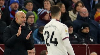 Guardiola po porážce: Aston Villa je kandidát na titul. Emery to odmítl