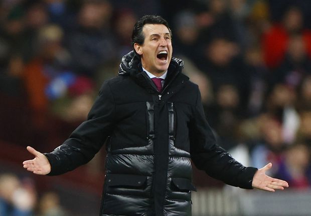 Emotivní Unai Emery během zápasu s Leedsem Emotivní Unai Emery během zápasu s Leedsem