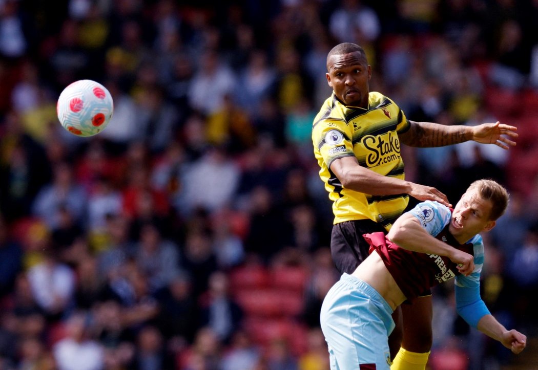 Český forvard Matěj Vydra asistoval u vítězné branky Burnley na hřišti Watfordu