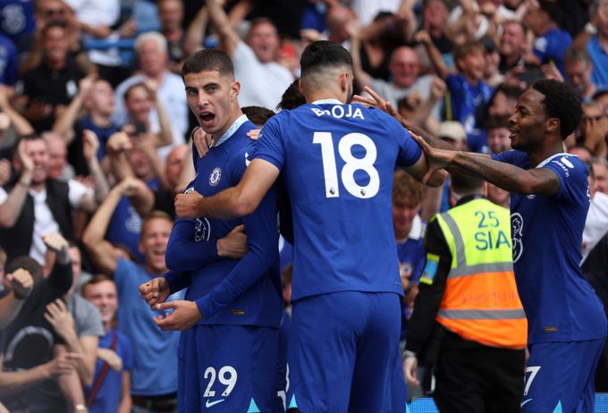 SESTŘIHY: West Ham s Chelsea vedl, ale přišla otočka. Ztráta City SESTŘIHY: West Ham s Chelsea vedl, ale přišla otočka. Ztráta City