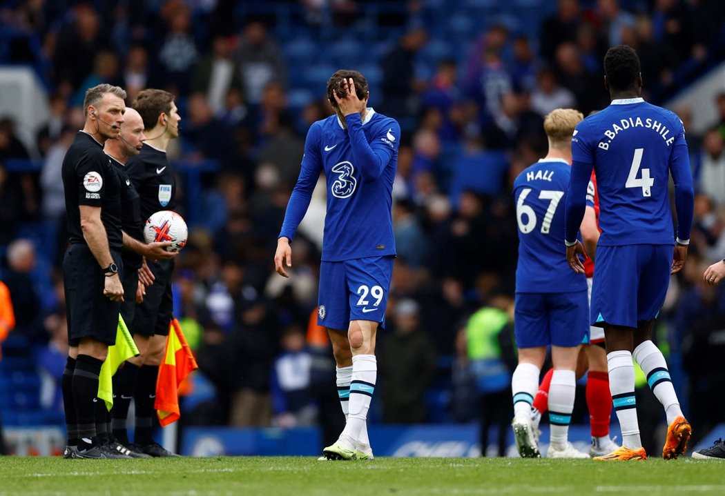 Chelsea se v této sezoně trápí