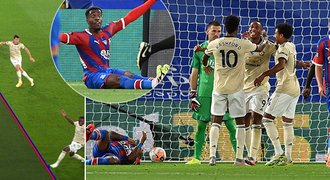 VAR řádil proti Crystal Palace: Je rozbitý?! ptal se šéf, ostatní nechápali